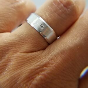 NEW Silver Stainless Steel 6mm Wedding Band Ring Cubic Zirconia Crystal Unisex